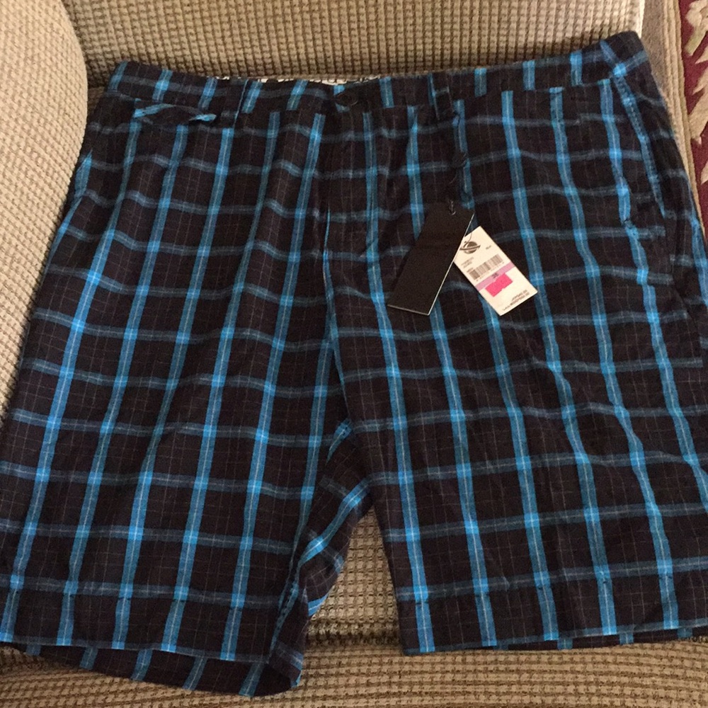 Lost men’s plaid shorts (sz 38)